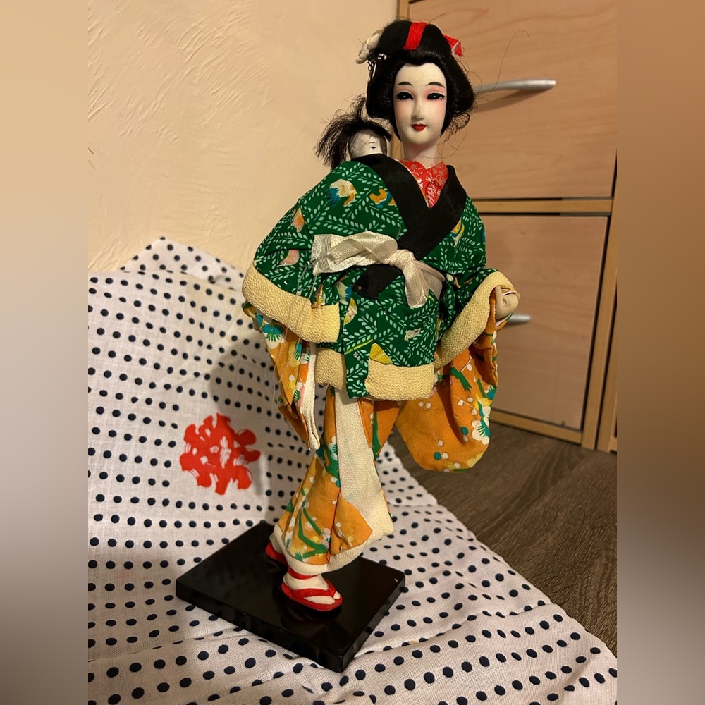 Oriental Doll- Vintage